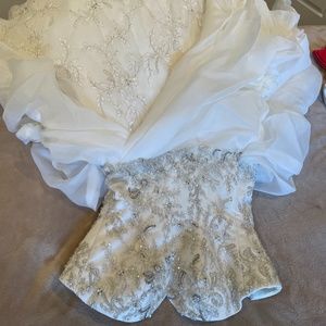 Wedding dress